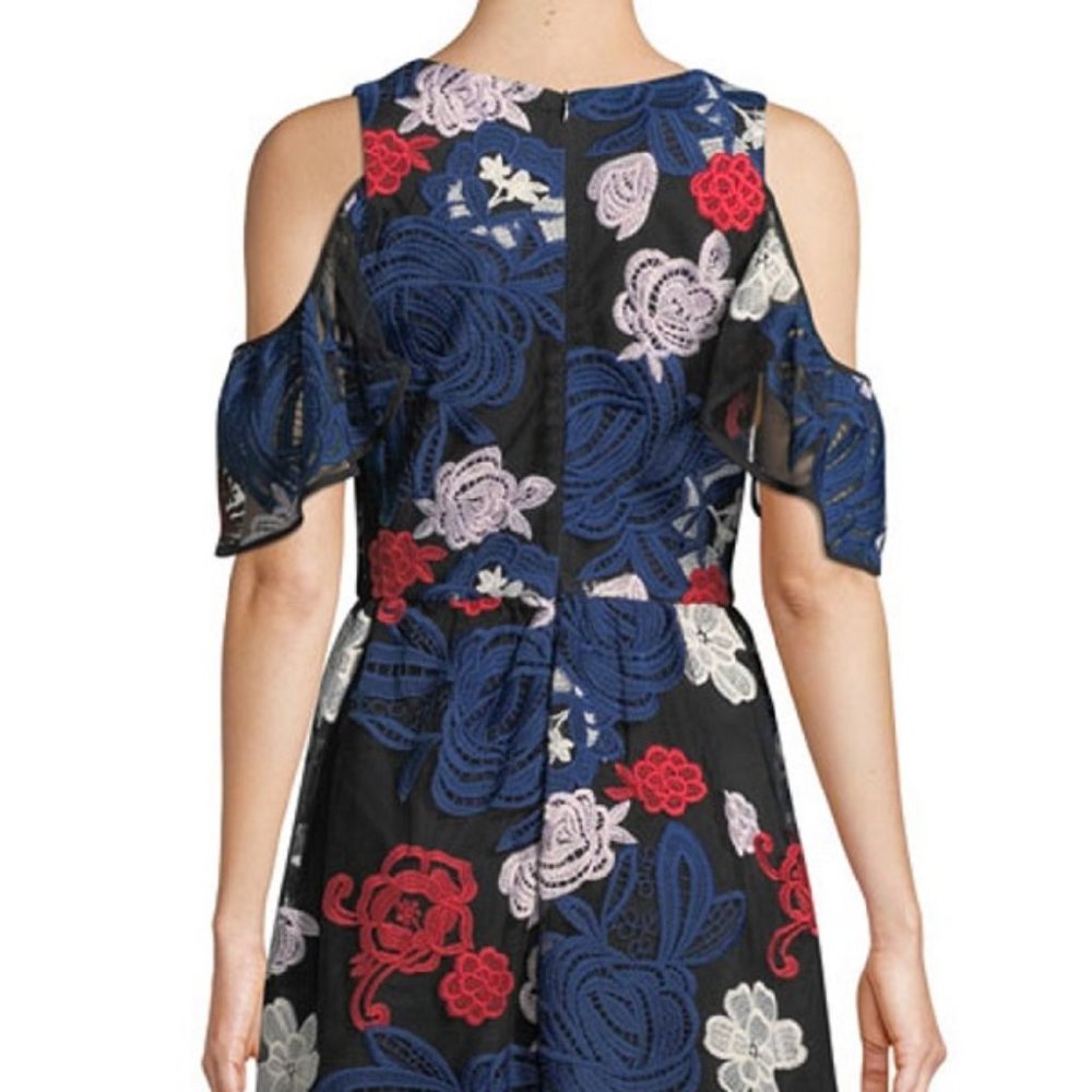 Devlin Kara Cold Shoulder Floral Embroidered Mini Night Out Dress Sz L NWT - Picture 5 of 6